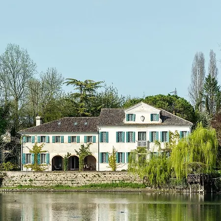 Barbaro Gianese Bed & Breakfast