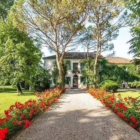 Barbaro Gianese Bed & Breakfast